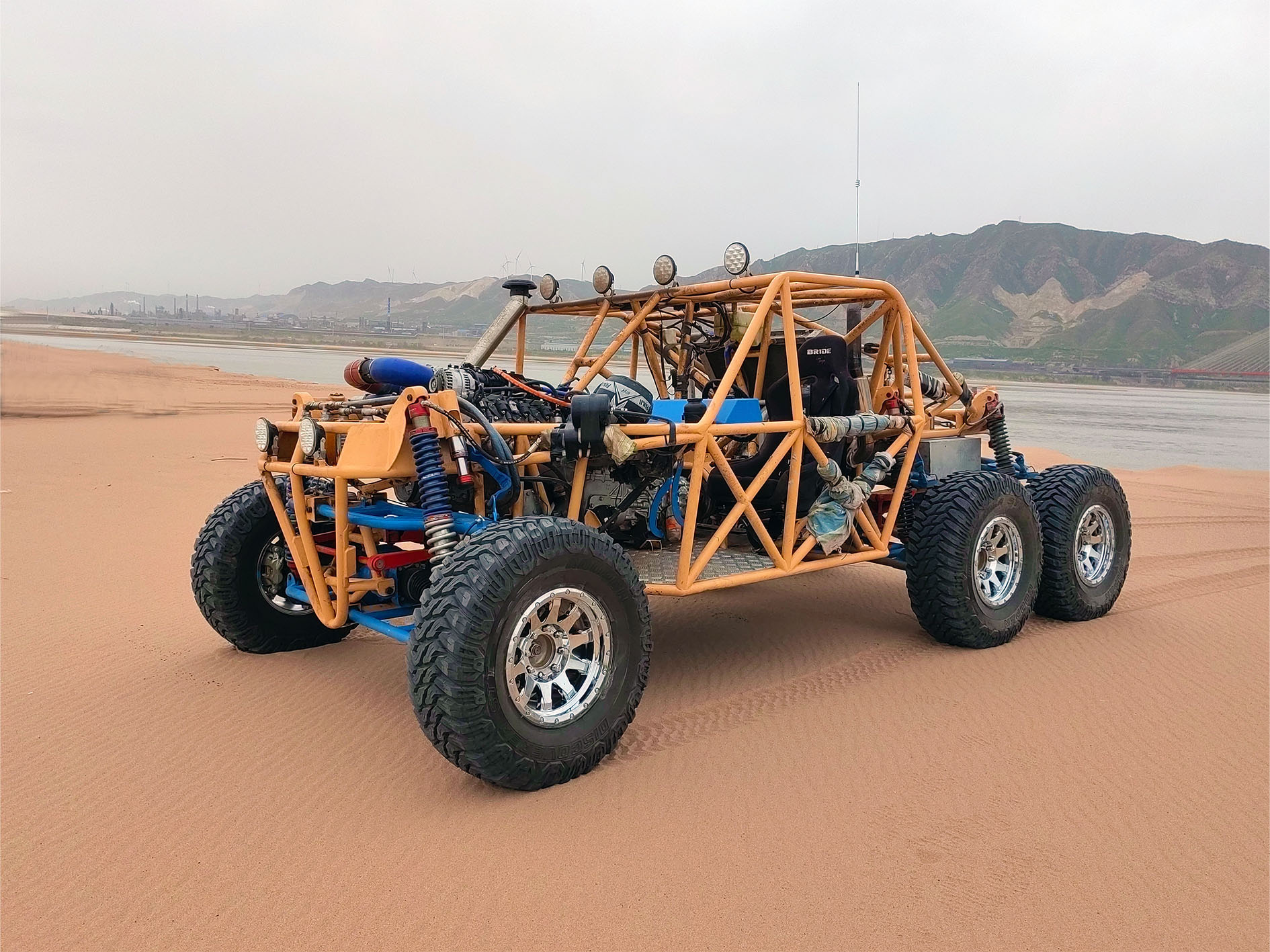 6X6 Yellow Rapid Assault Vehicle